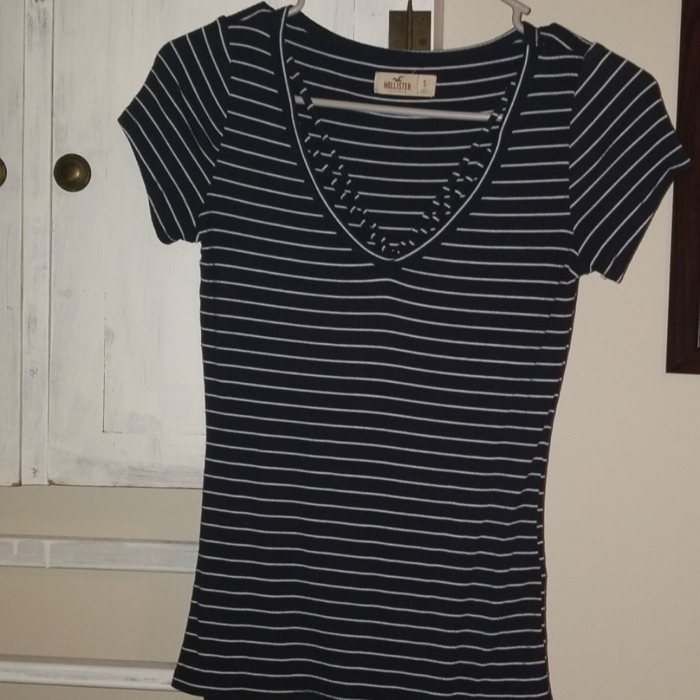 Hollister shirt